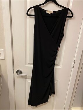 Michael Kors Black Sleeveless V-Neck Midi Dress
